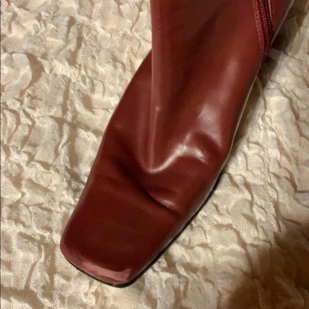 Knee high boots - Picture 3 of 5